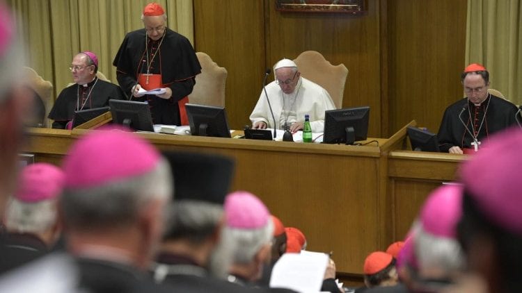 sinodo-1 Papa Francisco: o Sínodo é um momento de partilha