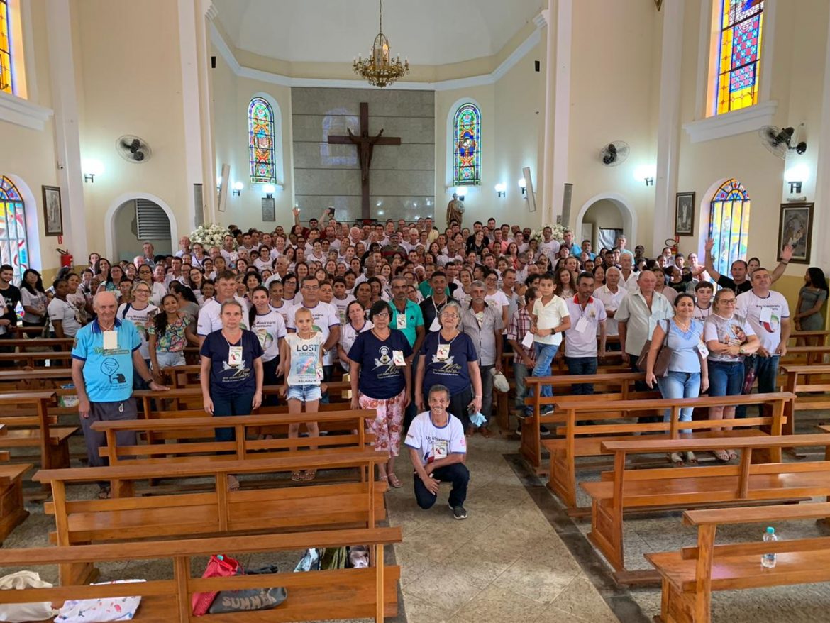 Cinco mil famílias recebem a visita de missionários em Baixo Guandu