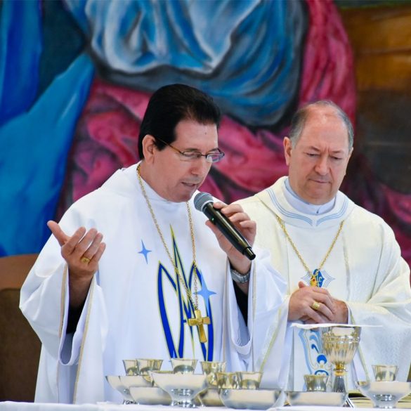 75293014_1465697036931079_5218386183763001344_o Festa de Nossa Senhora da Saúde reúne devotos em lindo momento de fé