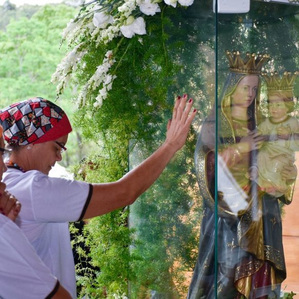 75552875_1465696156931167_3287278564319166464_o Festa de Nossa Senhora da Saúde reúne devotos em lindo momento de fé