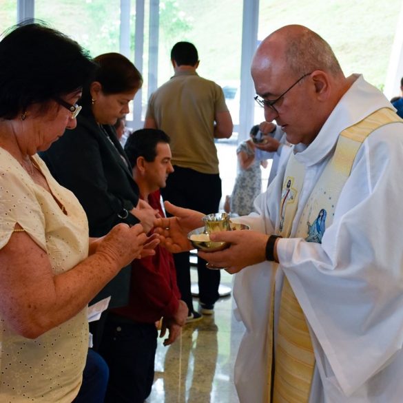 77374646_1465693843598065_7709246424059215872_o Festa de Nossa Senhora da Saúde reúne devotos em lindo momento de fé