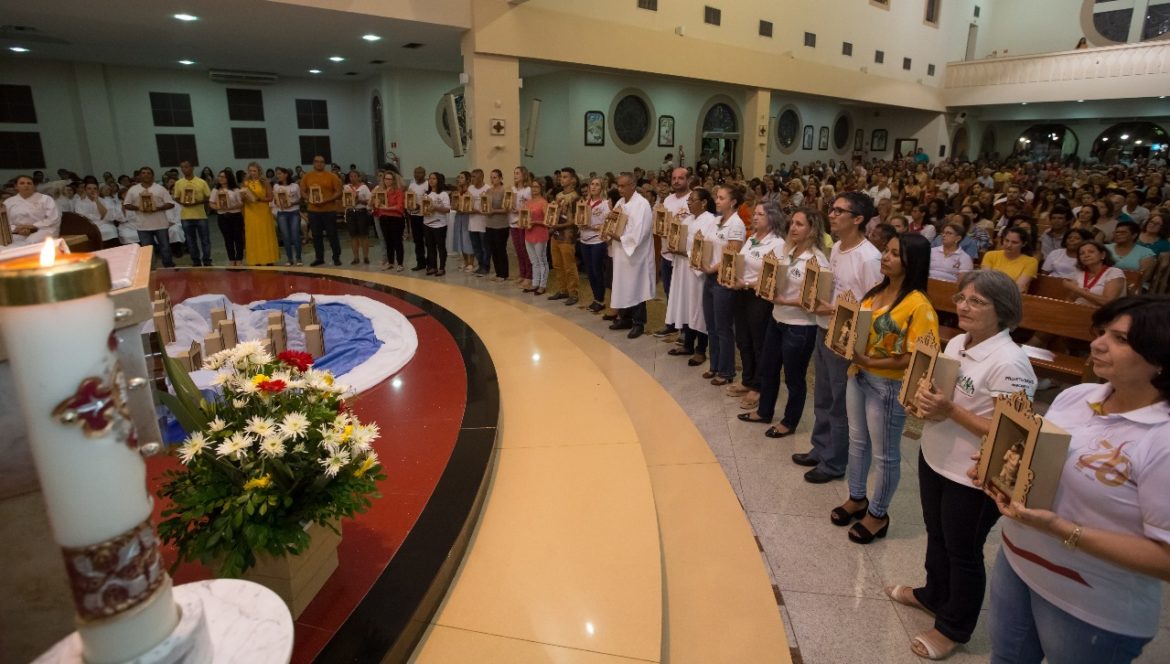 Ano Jubilar da Paróquia S. João Batista: famílias receberão visita missionária do padroeiro