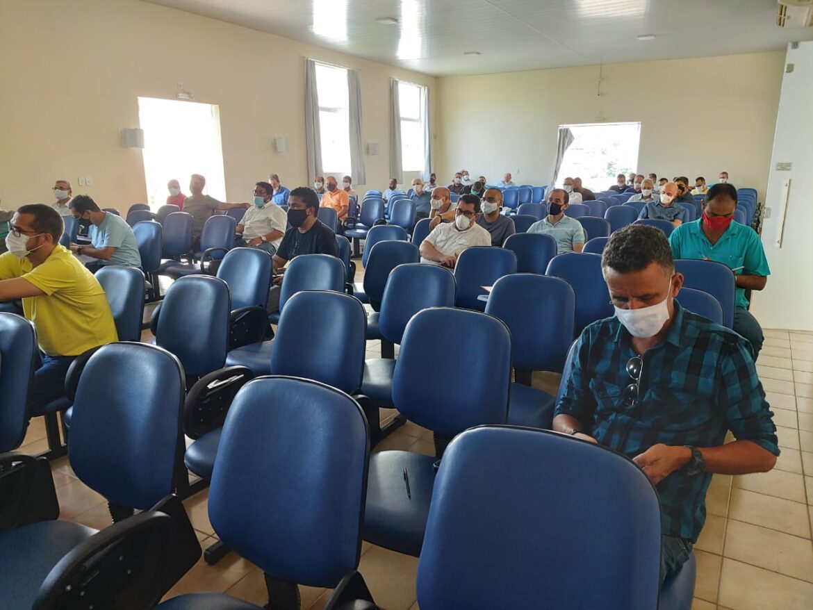 Clero diocesano realiza primeira reunião presencial desde o início da pandemia