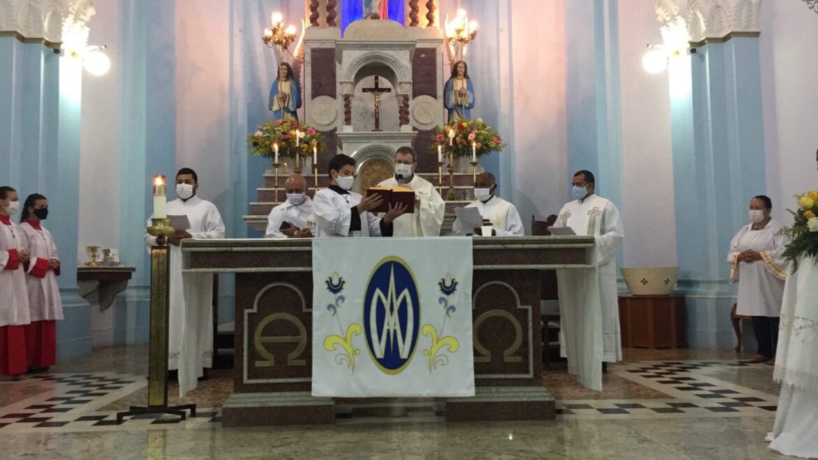 Padre Giovani celebra 30 anos de vida sacerdotal