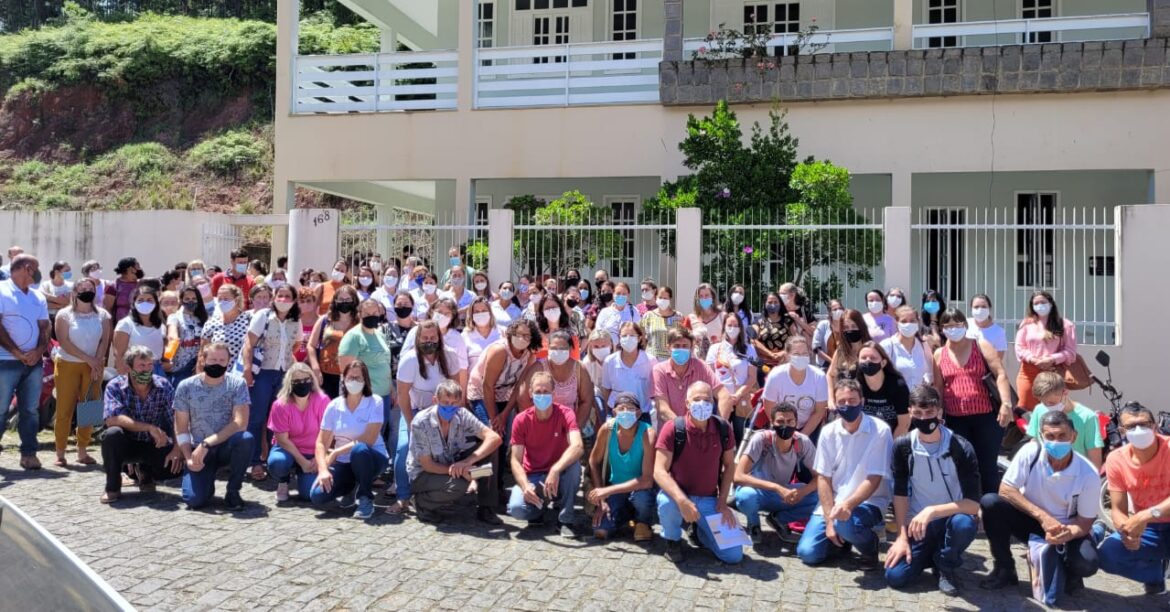 Mais de 300 catequistas da Área Pastoral Ita iniciam curso de liderança e espiritualidade