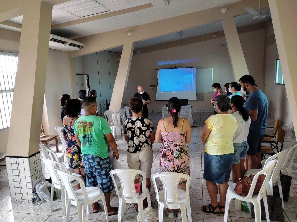 Paróquia Santa Teresinha adere à Fase Diocesana do Sínodo