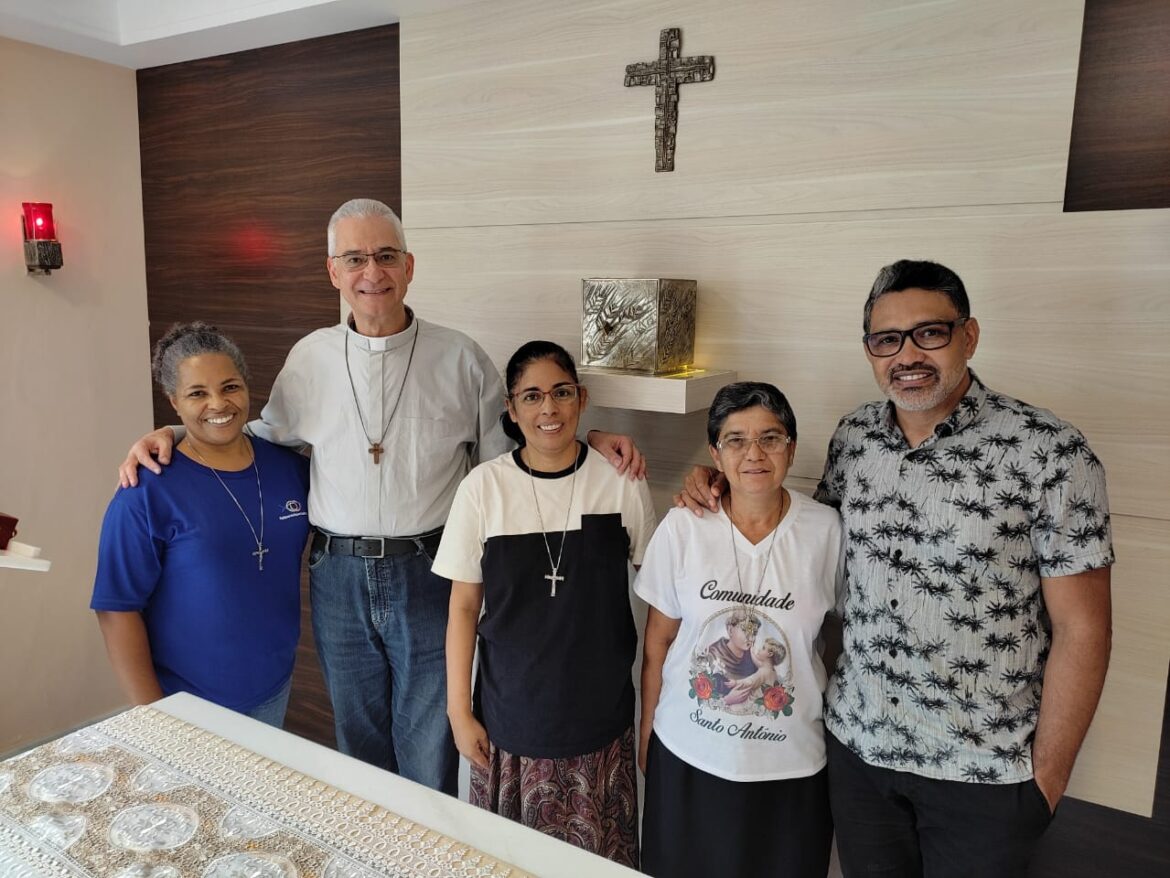 Irmãs da Caridade de Ottawa visitam Colatina