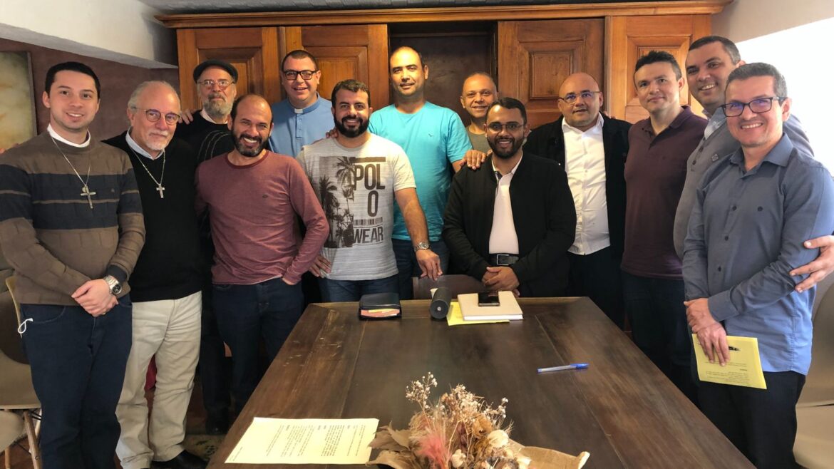 Padre David conclui especialização em Teologia Pastoral