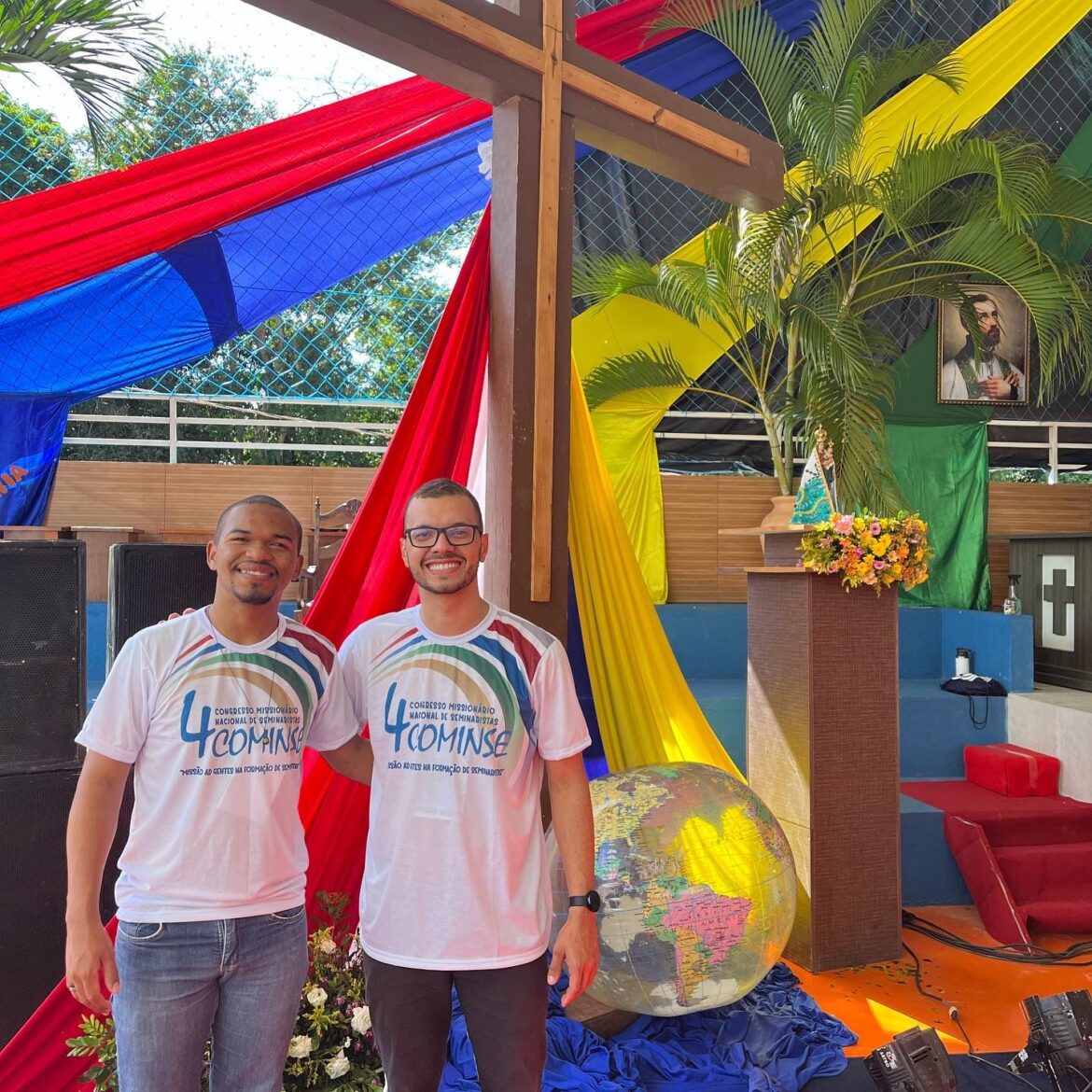 Geisilan e Carlos Daniel participam do 4º Congresso Missionário Nacional de Seminaristas