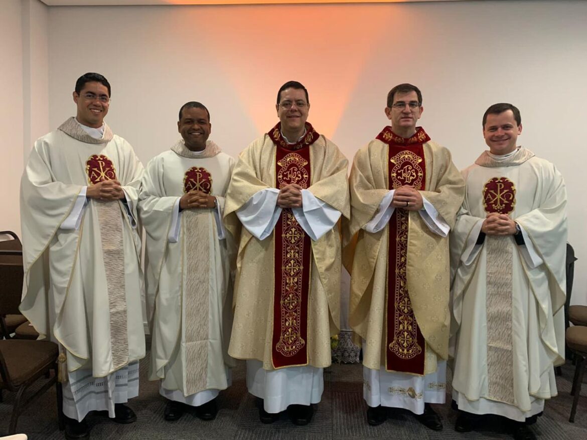 Padre Edgar Rigoni é eleito vice-presidente nacional da Osib
