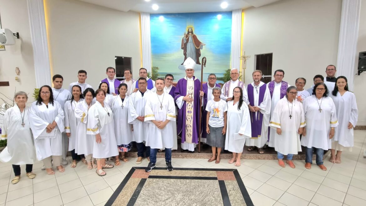 DOIS PÁROCOS TOMAM POSSE EM SOORETAMA