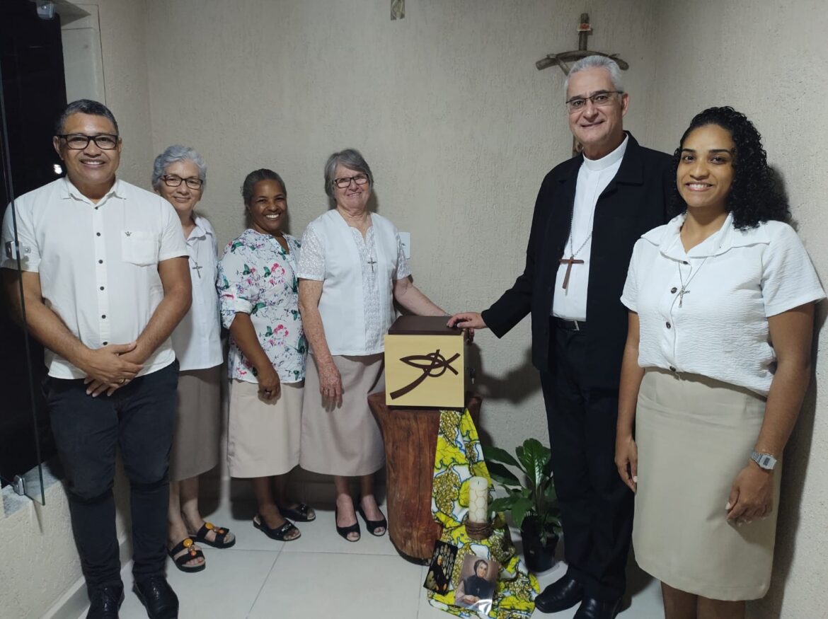 INAUGURADA RESIDÊNCIA DAS IRMÃS DA CARIDADE DE OTTAWA