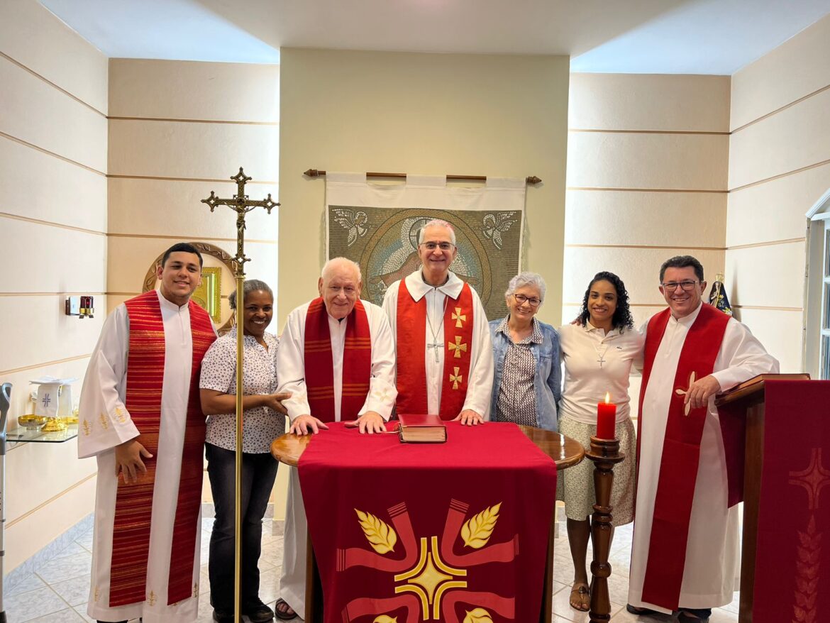 MONSENHOR DUQUE CELEBRA 58 ANOS DE MINISTÉRIO PRESBITERAL