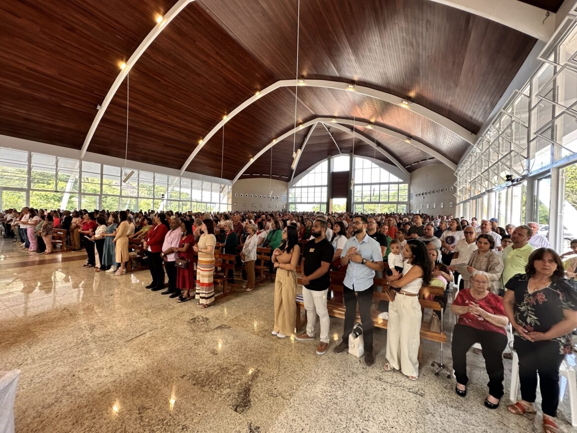 SANTUÁRIO ACOLHE ROMARIA DIOCESANA DAS FAMÍLIAS