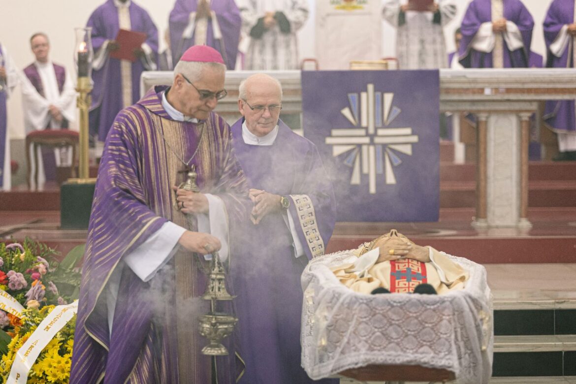 WhatsApp Image 2023-07-28 at 18.43.50 (1) DIOCESE DE COLATINA SE DESPEDE DE DOM GERALDO LYRIO ROCHA