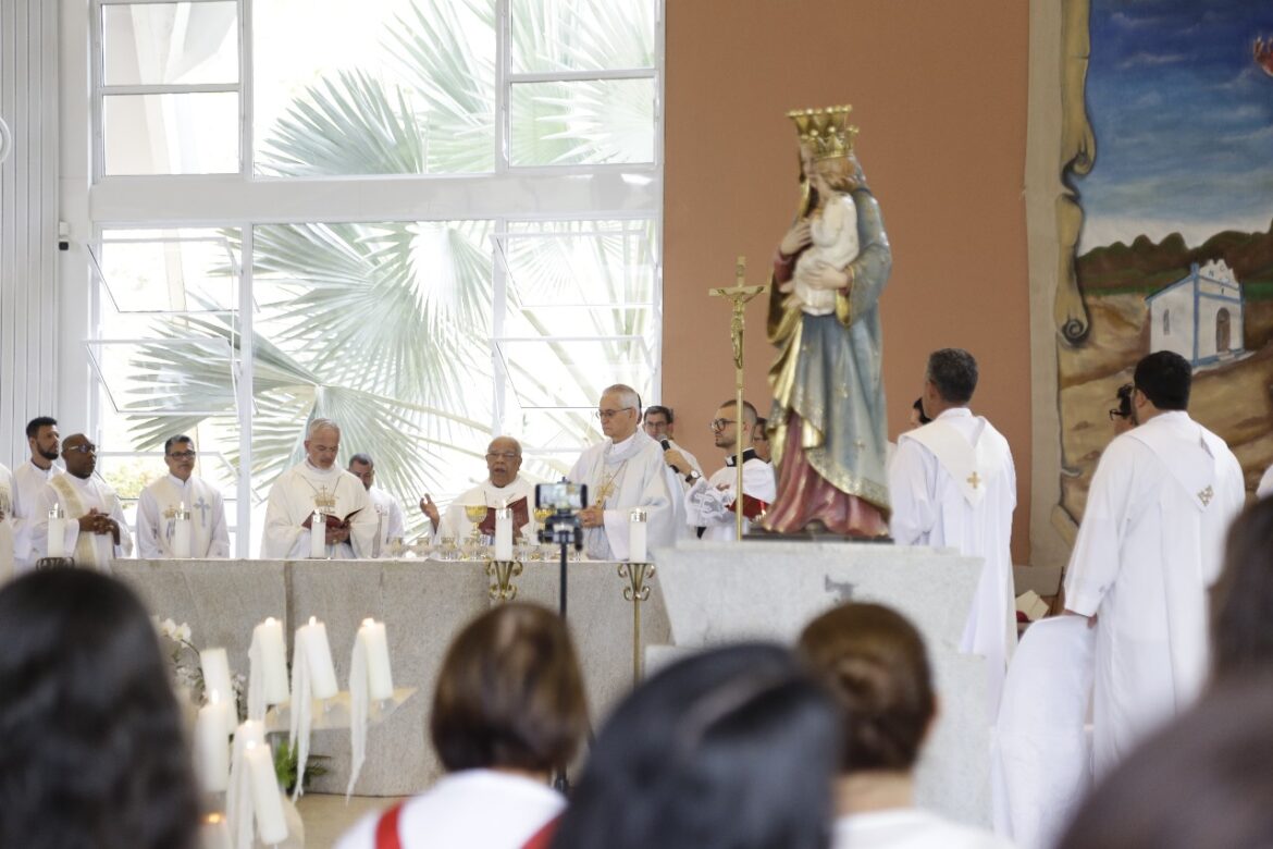 FESTA DE NOSSA SENHORA DA SAÚDE: “IMPORTANTE QUE FIXEMOS O OLHAR NA VIRGEM MARIA”
