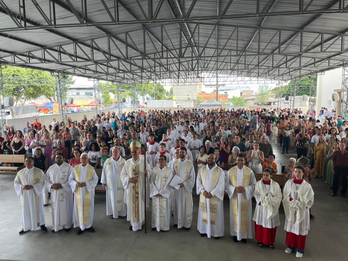 IMG-20240421-WA0127 PARÓQUIA BOM PASTOR CELEBRA FESTA DE SEU PADROEIRO