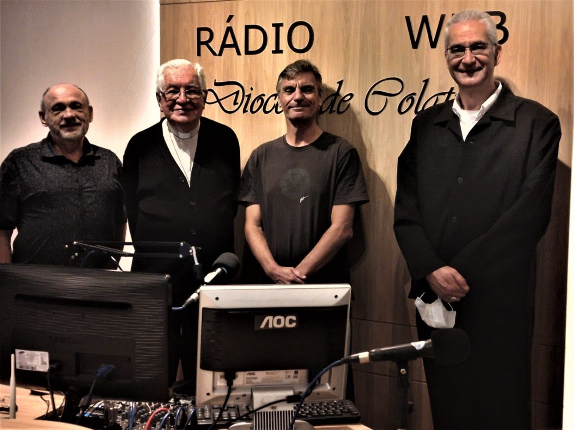 OUÇA A RÁDIO WEB DIOCESE DE COLATINA
