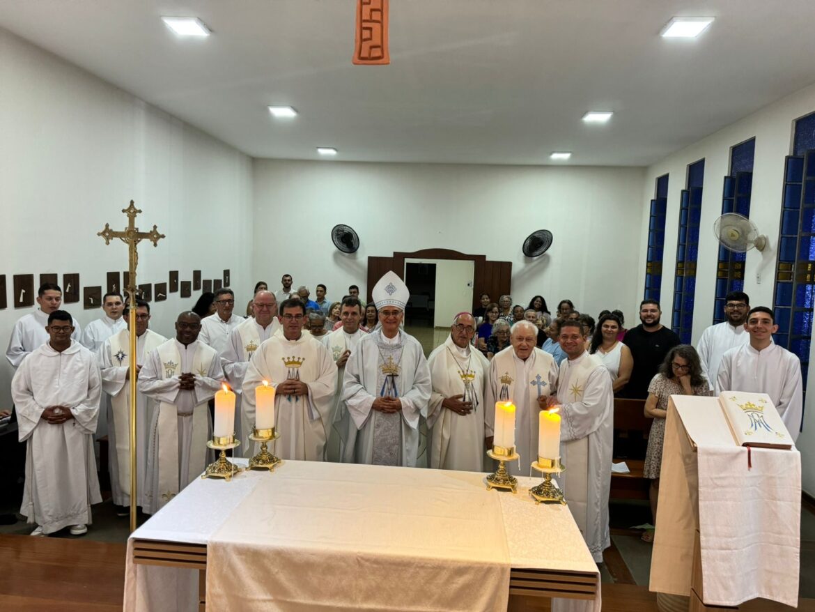 IMG-20240521-WA0104 SEMINARIO MARIA MÃE DA IGREJA CELEBRA A FESTA DA SUA PADROEIRA