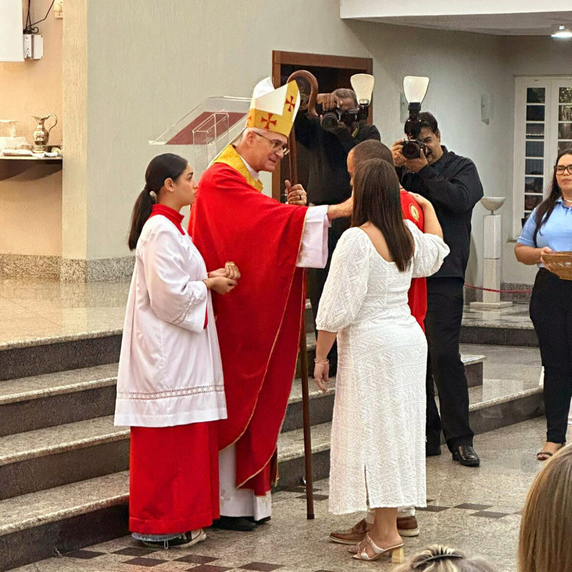 IMG-20240626-WA0012 DOM LAURO CRISMA 210 JOVENS DA PARÓQUIA NOSSA SENHORA DA CONCEIÇÃO