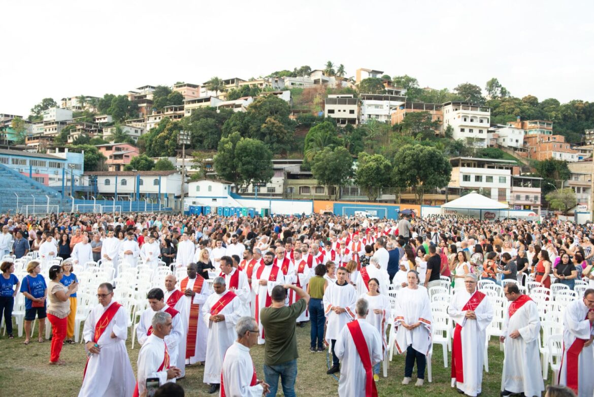 B9AE32B9-84F4-49F3-9D9D-6113F5B9D192-1536×1026 DIOCESE DE COLATINA SE FAZ PRESENTE NA FESTA DE SÃO PEDRO, EM CACHOEIRO DO ITAPEMIRIM