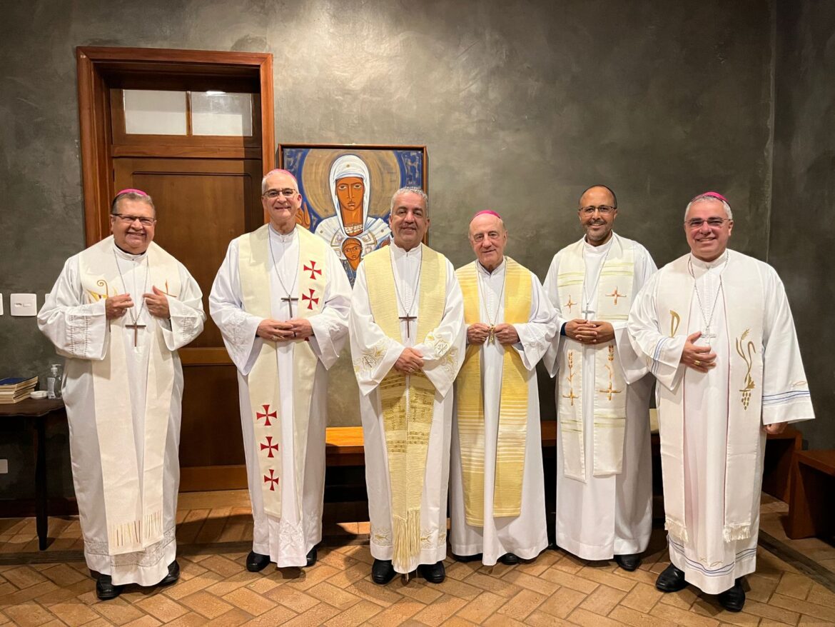 Dom Lauro Sérgio participa dos “Exercícios Espirituais” em Itaici (SP)