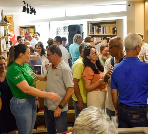 Livraria Cordis é reinaugurada em Colatina: Um novo capítulo de fé e evangelização