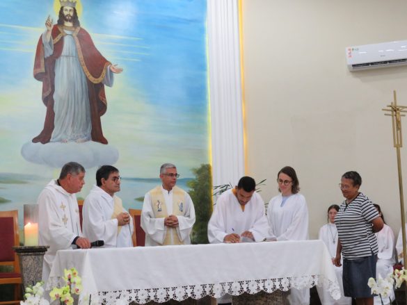 Paróco IN-SOLIDUM Pe. Marcelo Morais de Araújo Souza é o novo pároco “in-solidum” de Sooretama