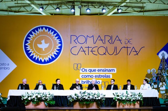 Catequistas da Diocese de Colatina participam da 1ª edição da Romaria de Catequistas em Aparecida