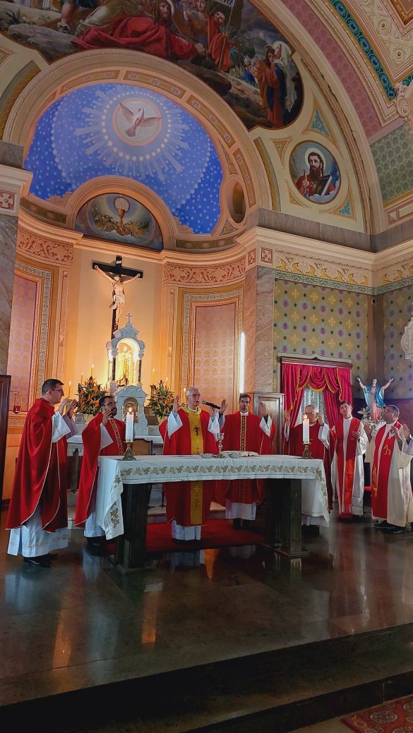 Dom Lauro encerra Tríduo dos 90 anos do Seminário São José em Mariana (MG)