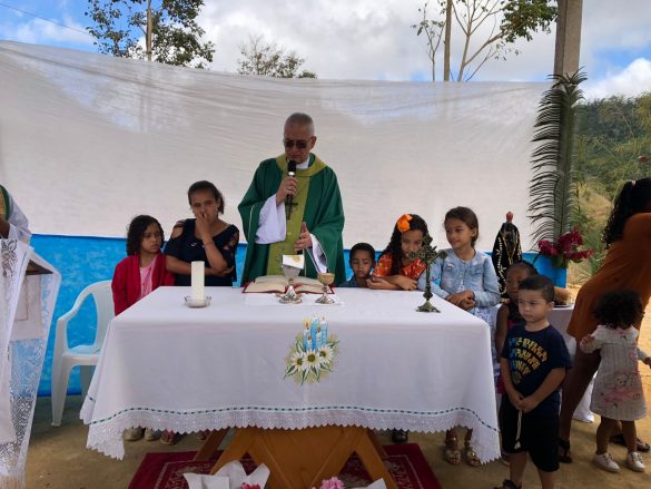 Dom Lauro realiza Visita Pastoral na Paróquia Santa Luzia de Pancas