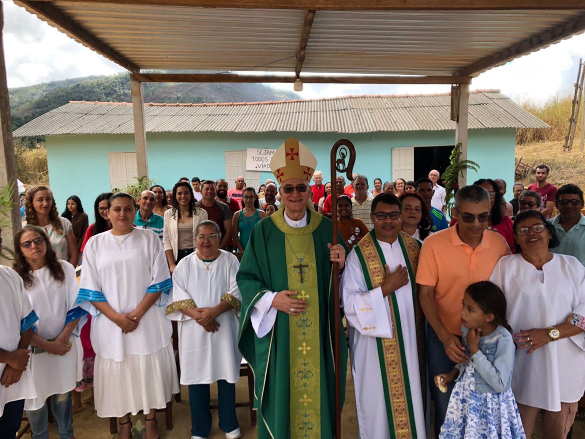 Dom Lauro realiza Visita Pastoral na Paróquia Santa Luzia de Pancas