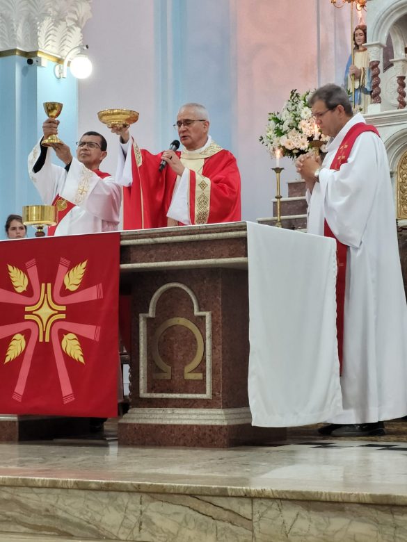 Instituição de Ministros na Paróquia Nossa Senhora Auxiliadora marca a Festa de São Bartolomeu