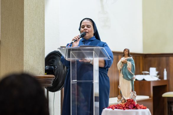 Dom Lauro preside Celebração Eucarística da Primeira Profissão Religiosa da noviça Lorrainy Coradini