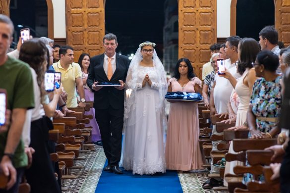 Dom Lauro preside Celebração Eucarística da Primeira Profissão Religiosa da noviça Lorrainy Coradini