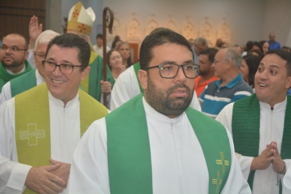 D. Lauro a Pe. Marciel: “Continue a oferecer ao povo o verdadeiro Pão do céu”