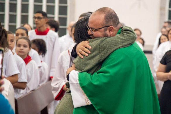 D. Lauro a Pe. Marciel: “Continue a oferecer ao povo o verdadeiro Pão do céu”