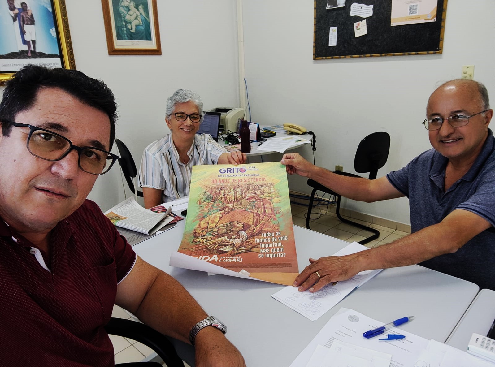 Padre Marinaldo Serafim, Irmã Ivani Costa e Gevivaldo Lievore - Foto: Comunicação Diocese de Colatina