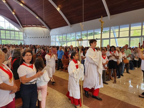 Romaria do Apostolado da Oração reúne aproximadamente mil membros em Ibiraçu