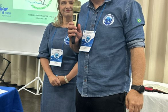 Pastoral Familiar da Diocese de Colatina marca presença em Assembleia do Regional Leste 3
