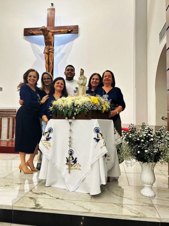 Mães que Oram pelos Filhos: um movimento de fé e intercessão pela família