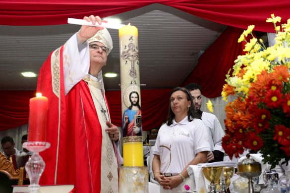 Celebração da Crisma marca o encerramento da Visita Pastoral à Paróquia de Santa Teresa