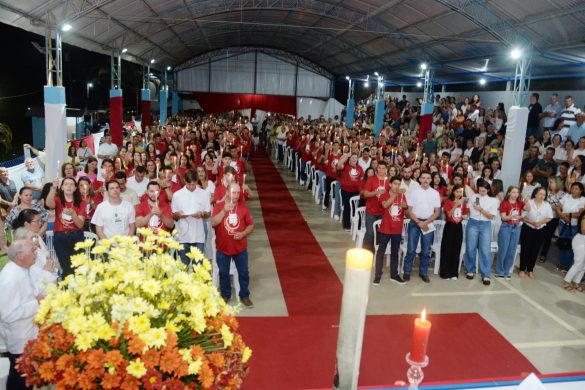 Celebração da Crisma marca o encerramento da Visita Pastoral à Paróquia de Santa Teresa