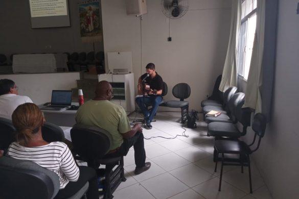 Área Pastoral BR 101 Norte realiza encontro de estudo da Constituição Dogmática sobre a Revelação Divina