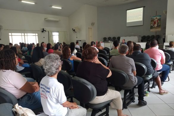 Área Pastoral BR 101 Norte realiza encontro de estudo da Constituição Dogmática sobre a Revelação Divina