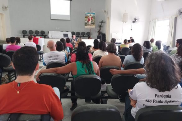 Área Pastoral BR 101 Norte realiza encontro de estudo da Constituição Dogmática sobre a Revelação Divina