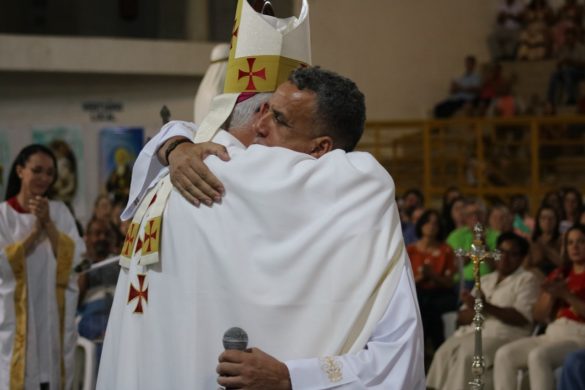 Paróquia Santa Luzia de Pancas acolhe Pe. Paulo César como novo pároco