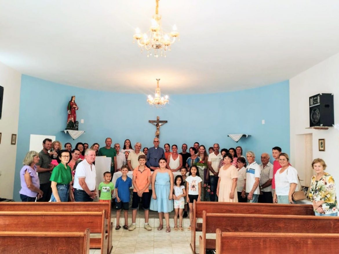 Celebração da Crisma marca o encerramento da Visita Pastoral à Paróquia de Santa Teresa