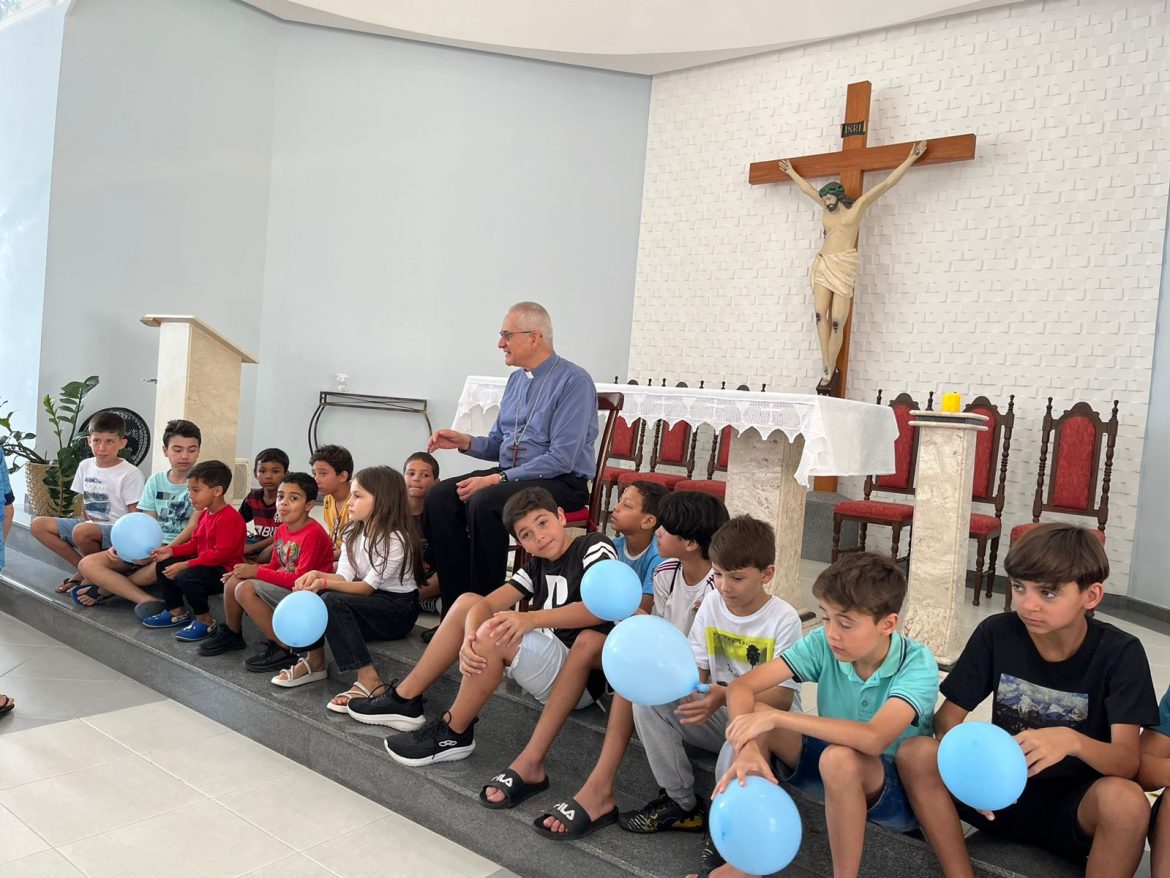 Celebração da Crisma marca o encerramento da Visita Pastoral à Paróquia de Santa Teresa