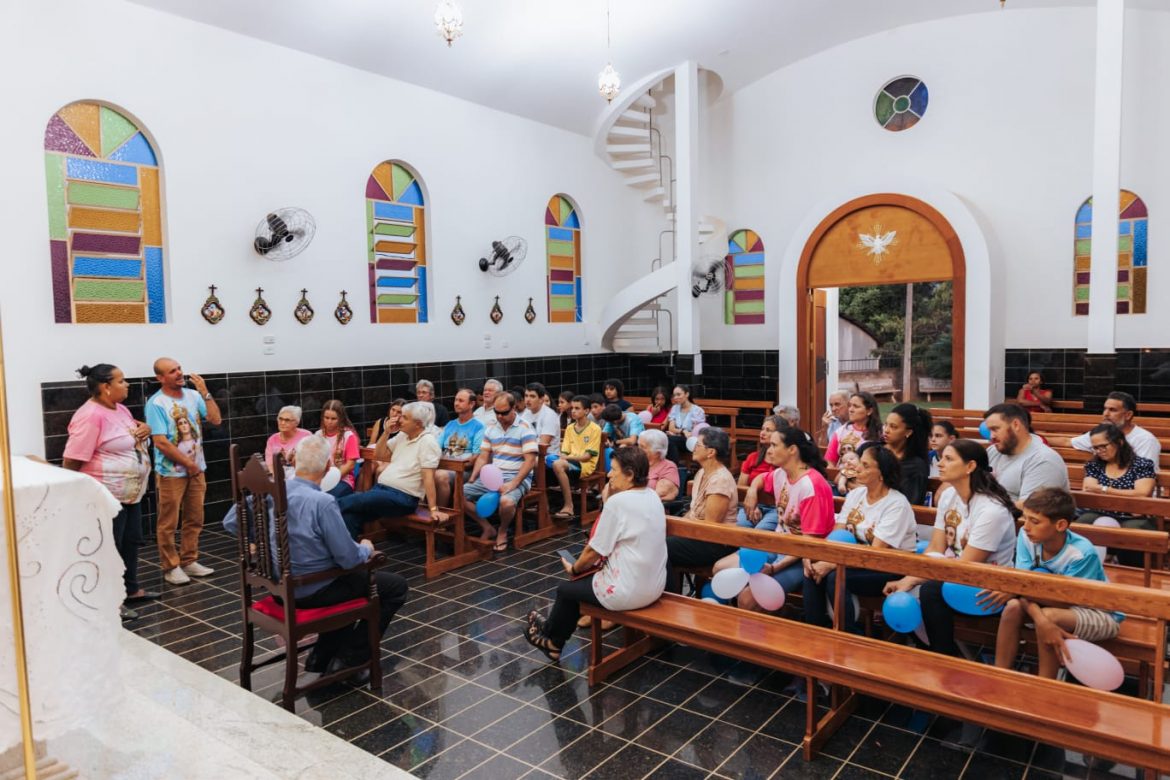 Celebração da Crisma marca o encerramento da Visita Pastoral à Paróquia de Santa Teresa